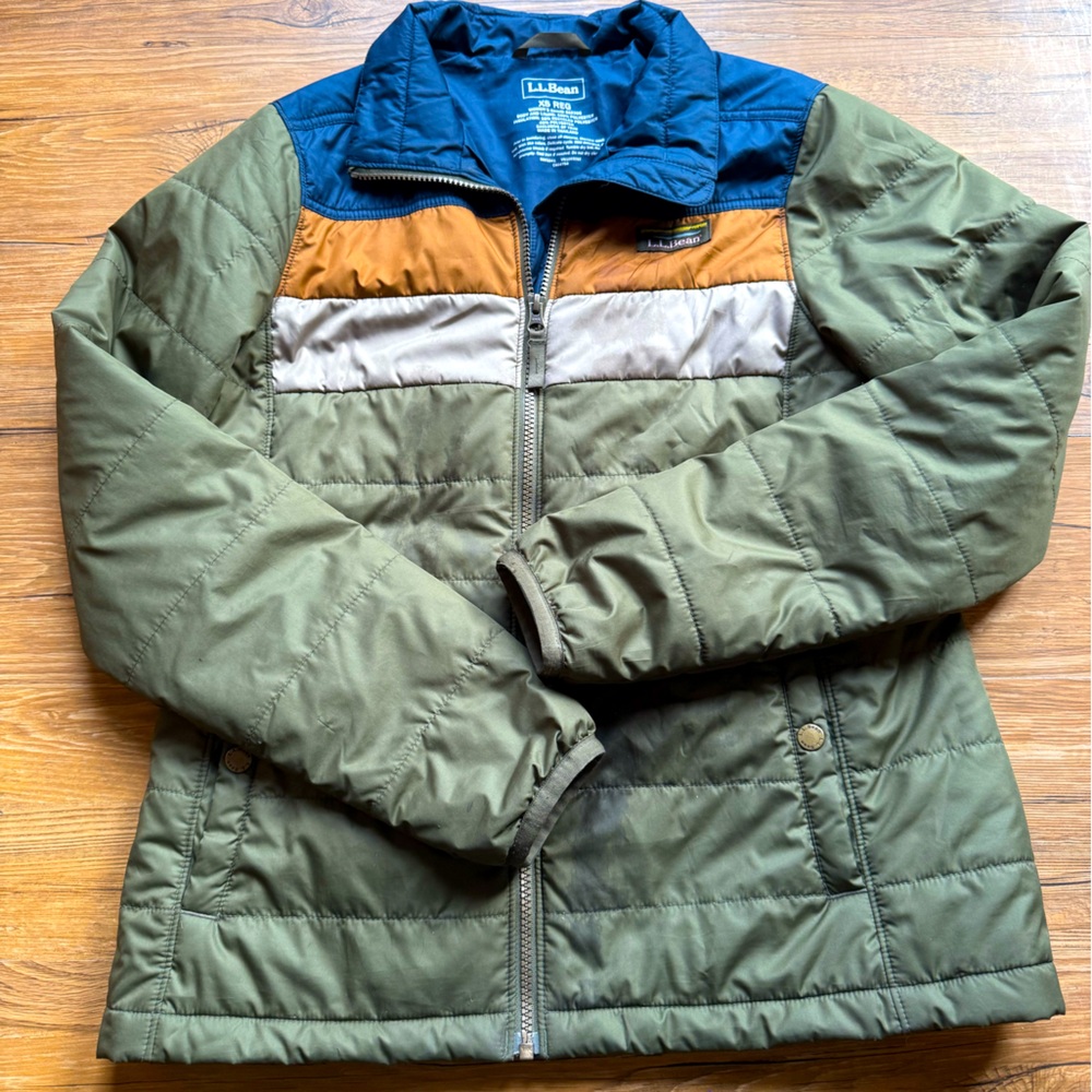 LL Bean Women’s Mountain Classic Puffer Jacket